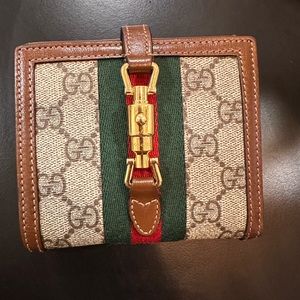 GUCCI BEIGE & BROWN JACKIE 1961 FLAP WALLET